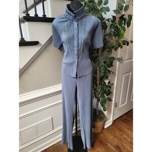 MANIER E DE VOIR 2 Piece Suit Womens Size 12 Blue Striped Short Sleeve Mock Neck